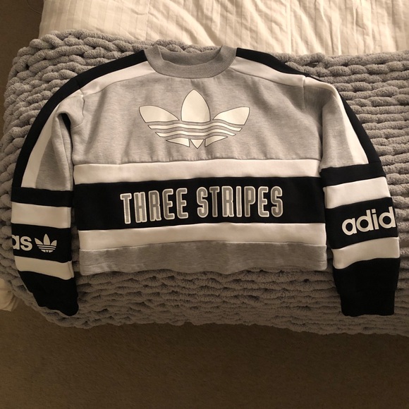 adidas Sweaters - Adidas pullover